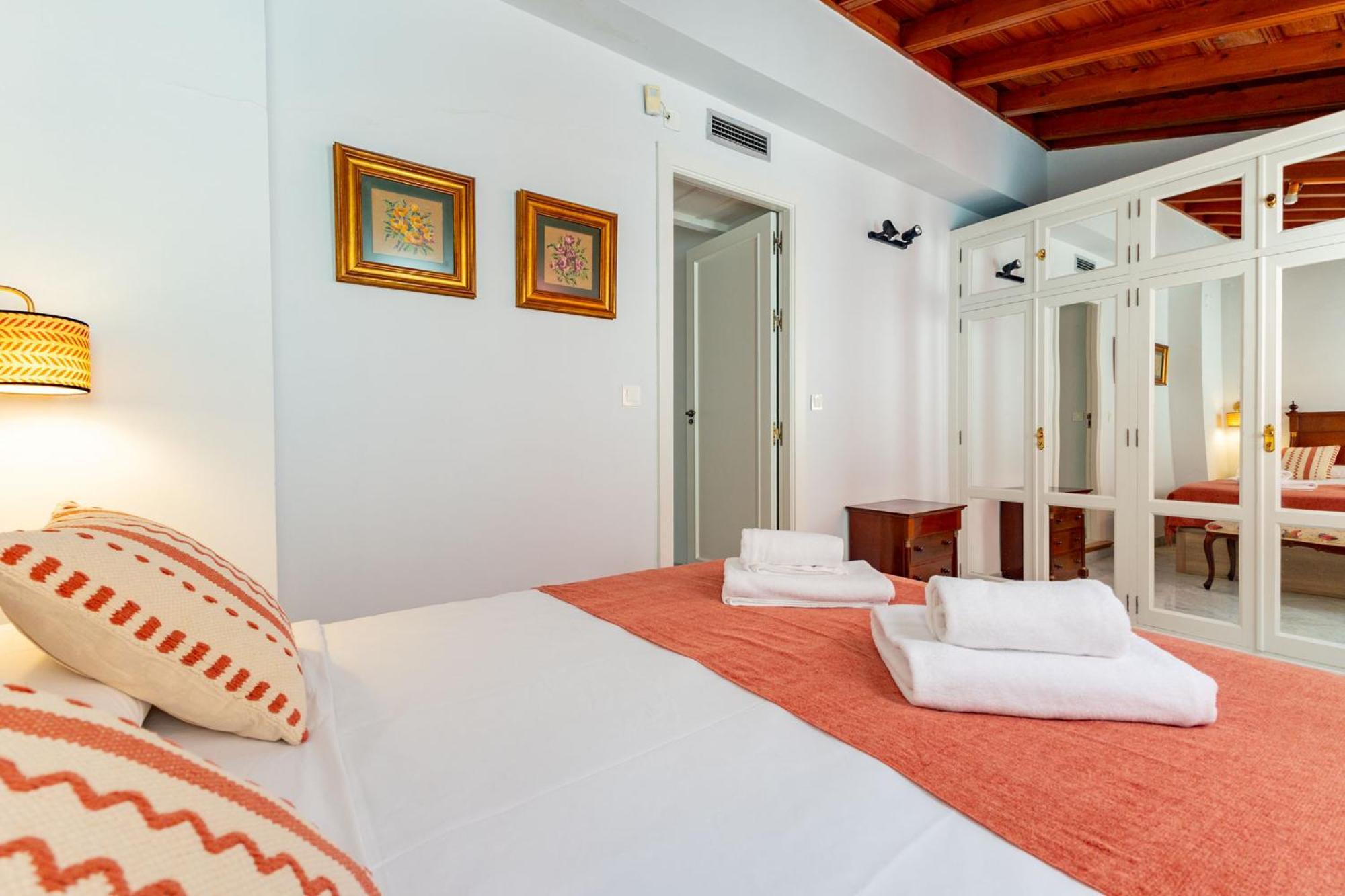 Villa Romana Kindly Apartment Seville Exterior photo